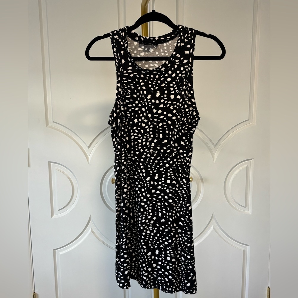 Sanctuary Polka Dot Shift Dress M Black White Sleeveless Classic Chic